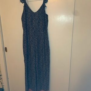 Floral romper/jumpsuit with keyhole back